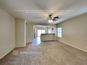 22367 S 214th St in Queen Creek, AZ - Foto de edificio - Building Photo