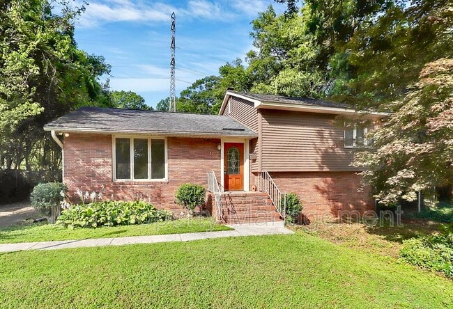 5022 Furman Pl in Charlotte, NC - Building Photo - Building Photo