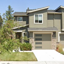 736 NE Vail Ln in Bend, OR - Building Photo