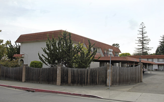 4339 Ferdinanda Pl in Castro Valley, CA - Foto de edificio - Building Photo