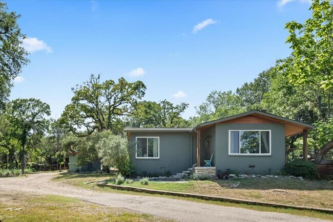 property at 2108 River Hills Rd