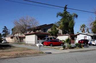 695 Massachusetts Ave in Beaumont, CA - Building Photo - Building Photo