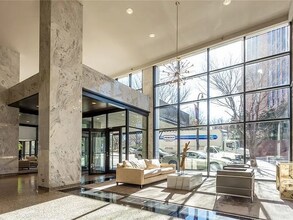 620 Peachtree St NE in Atlanta, GA - Building Photo - Building Photo