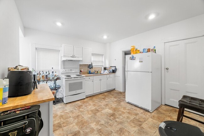 property at 417 High St