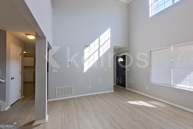 3160 Creekwood Dr in Rex, GA - Building Photo - Building Photo