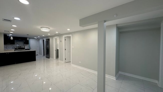 5405 N Campbell Ave in Chicago, IL - Building Photo - Building Photo