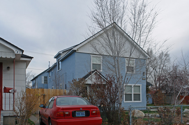 747 Willow St in Reno, NV - Building Photo - Building Photo