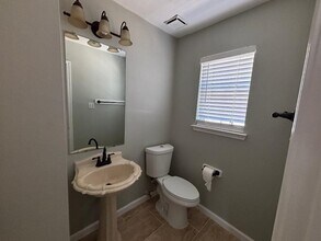 16003 Mission Glen Dr in Houston, TX - Building Photo - Building Photo