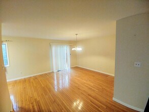 15 Hanover Ct in Princeton, NJ - Building Photo - Building Photo