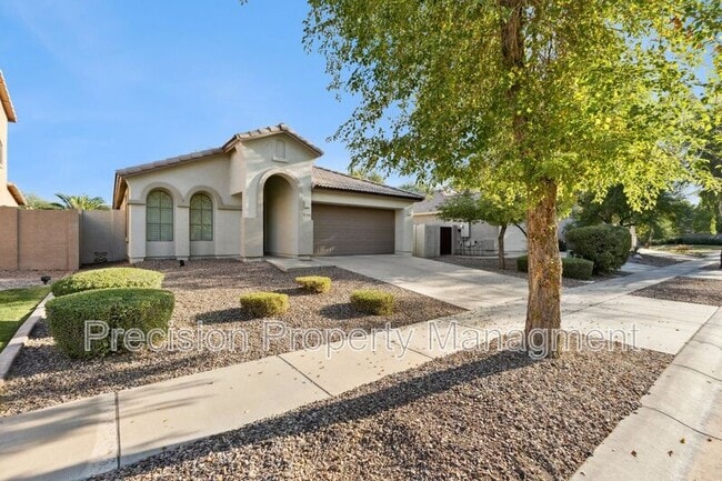 property at 3642 E Timberline Rd