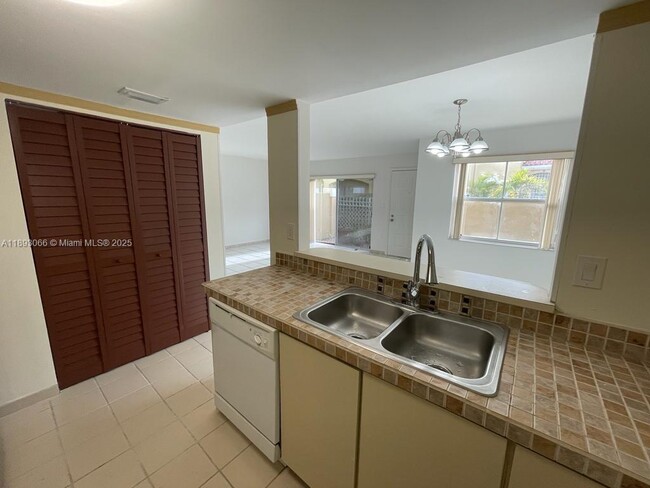 property at 370 NW 85th Ct