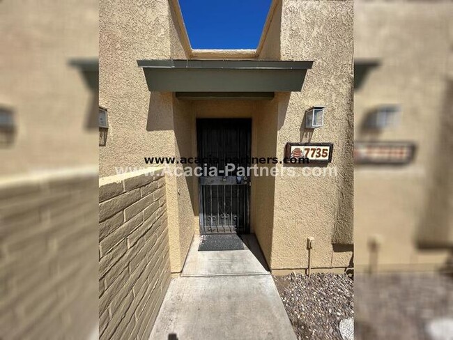 property at 7735 E Hawthorne St