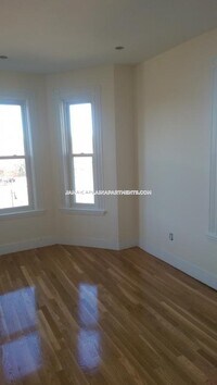 106 Hyde Park Ave photo'