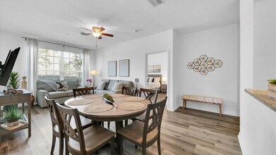 2303 Butterfly Palm Way-Unit -ID1246719P in Kissimmee, FL - Foto de edificio - Building Photo