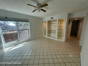 404 Harrison Ave-Unit -9 in Cape Canaveral, FL - Building Photo - Building Photo