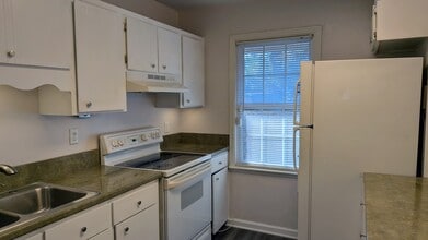 510 Basswood Ave in Nashville, TN - Building Photo - Building Photo