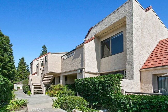 property at 3 Largo St
