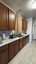 AUG 2026 PRE-LEASE! Charming 2 Bed/1 Bath Duplex, Unit 926 in Bryan, TX - Building Photo - Building Photo