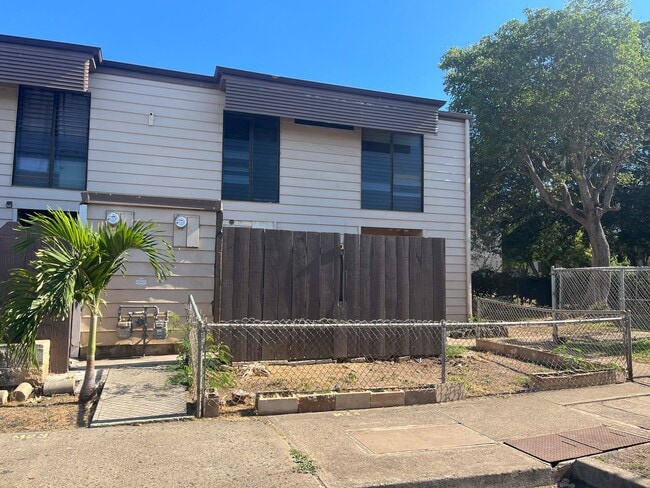 property at 87-2139-2139 Helelua Pl