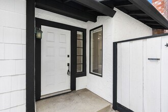 1965 Edgeview Dr in San Jose, CA - Building Photo - Building Photo