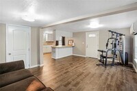 4560 Dunnam Rd photo'