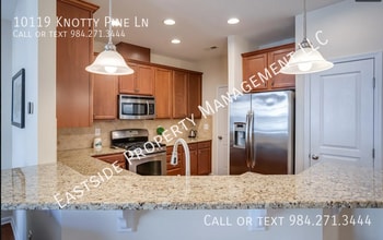 10119 Knotty Pine Ln in Raleigh, NC - Foto de edificio - Building Photo