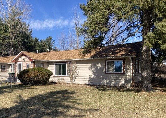 1589 N Saginaw St, Unit A