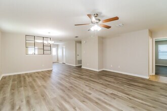 806 Moss Glen Trail in Arlington, TX - Building Photo - Building Photo