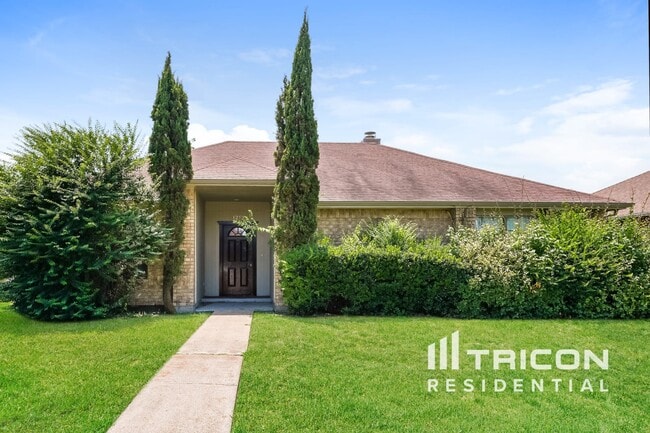 property at 1252 Payne Dr