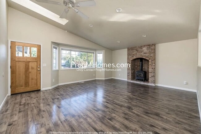 29459 SW Yosemite St in Wilsonville, OR - Building Photo - Building Photo