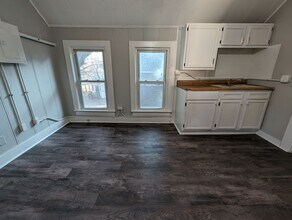 518 W High St in Elkhart, IN - Building Photo - Building Photo