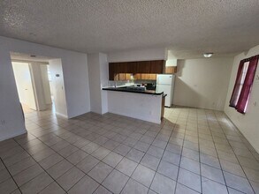 6975 Dunsbach Way in Las Vegas, NV - Building Photo - Building Photo