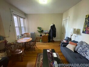 16 Fuller St, Unit 2 in Brookline, MA - Building Photo - Building Photo