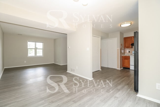 6009 Gwynn Oak Ave in Baltimore, MD - Building Photo - Building Photo