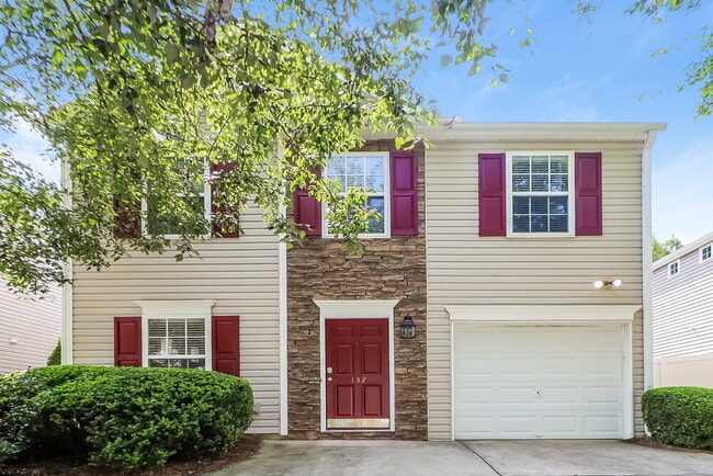 property at 137 Ilex Dr