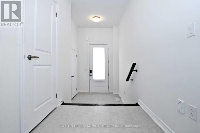 1477 Blackmore St in Innisfil, ON - Building Photo - Building Photo