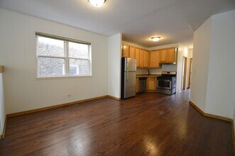 1319 N Campbell Ave in Chicago, IL - Building Photo - Building Photo