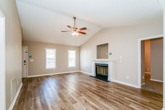 40 Bent Creek Ct in Clayton, NC - Foto de edificio - Building Photo