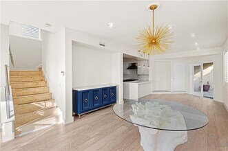 504 Marguerite Ave in Newport Beach, CA - Building Photo - Building Photo