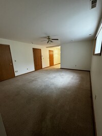 600 S Van Buren St, Unit VanBuren in Bay City, MI - Building Photo - Building Photo