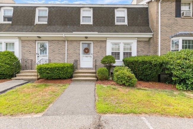 property at 114 Fieldstone Dr