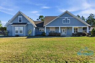 2012 Parkview Cove in Biloxi, MS - Building Photo