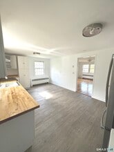 110 Dirienzo Heights in Derby, CT - Building Photo - Building Photo