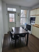 1452 Jeanne-D'arc Av in Montréal, QC - Building Photo - Building Photo