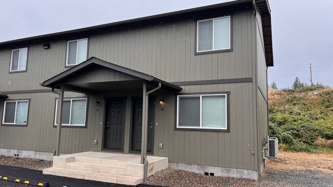 property at 610 N Main St