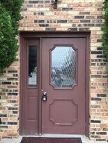 16640 Crescent Ave in Tinley Park, IL - Building Photo