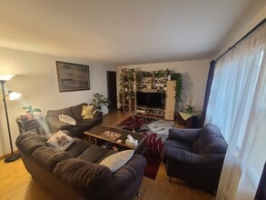 3145 N Nashville Ave, Unit 3W in Chicago, IL - Building Photo - Building Photo