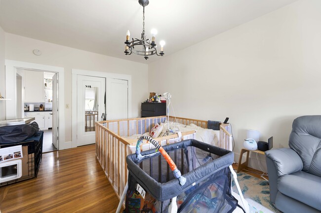 2203 Derby in Berkeley, CA - Building Photo - Interior Photo