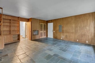 7435 NE 129th St in Kirkland, WA - Building Photo - Building Photo