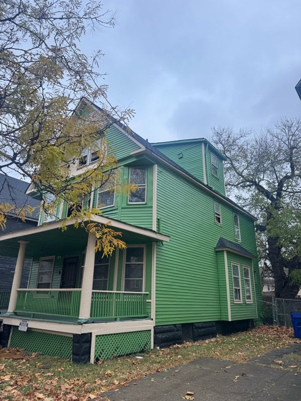 2217 E 81st St in Cleveland, OH - Building Photo - Building Photo